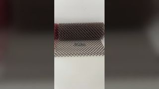Современное архитектурное решение из металлической рулонной драпировки Jumao